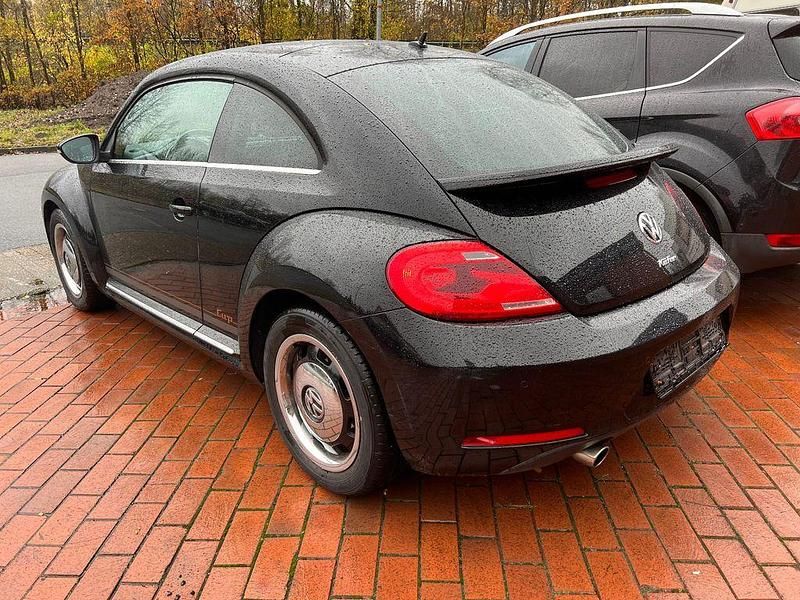 Gebraucht VW Beetle Cup 105 PS (77 kW) 2015 Schwarz Kleinwagen