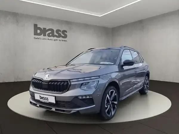 Graphitegrau metallic Gebraucht 2024 Skoda Kamiq Monte Carlo SUV | 28.450 € (Etwas zu teuer) - Bild 1/4