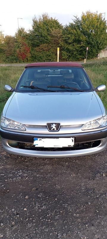 Silber Gebraucht 2002 Peugeot 306 Cabriolet Cabrio | 1.390 € - Bild 1/4