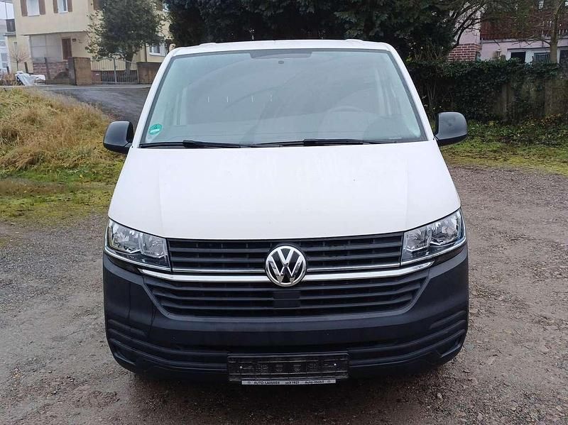 Gebraucht VW Transporter 110 PS (80 kW) 2021 Candyweiß Van