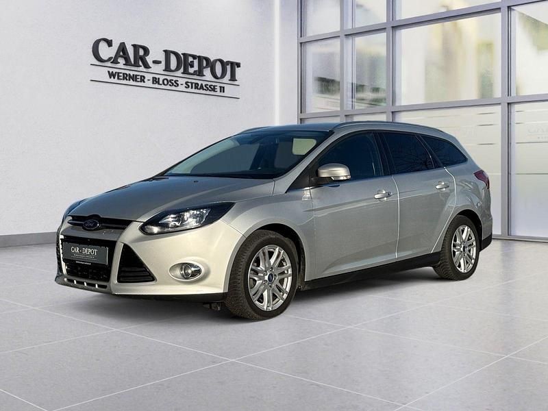 Silber Gebraucht 2013 Ford Focus Titanium Kombi | 7.499 € (Etwas zu teuer) - Bild 1/4