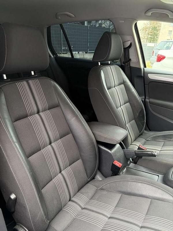 Gebraucht VW Golf VII Match 86 PS (63 kW) 2012 Schwarz Kleinwagen