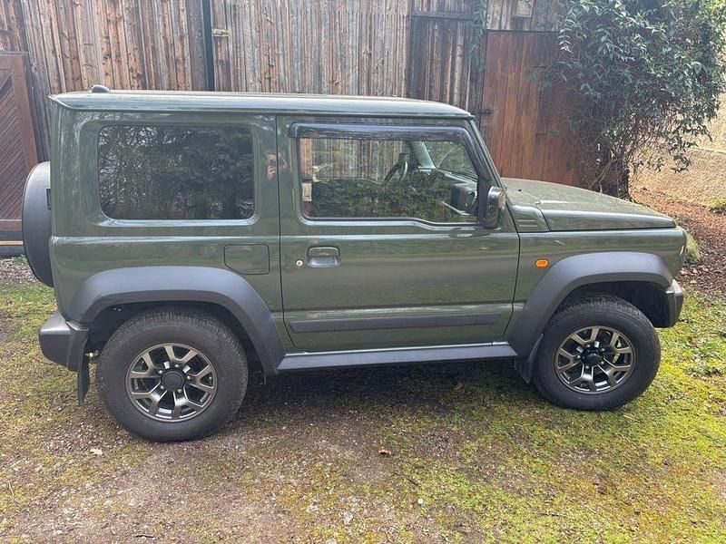 Gebraucht Suzuki Jimny Comfort+ 102 PS (75 kW) 2019 Grün SUV