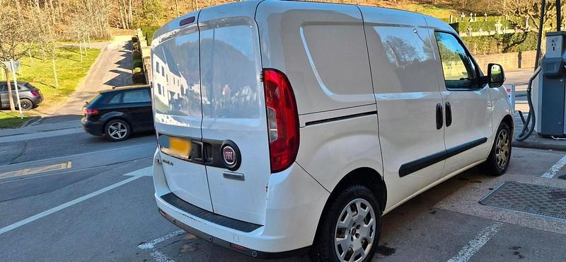 Gebraucht Fiat Doblò 90 PS (66 kW) 2016 Weiß Van / Kleinbus