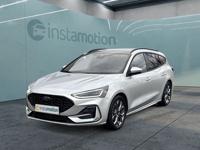 Silber Gebraucht 2023 Ford Focus ST-Line Kombi | 22.100 € (Superpreis) - Bild 1/2