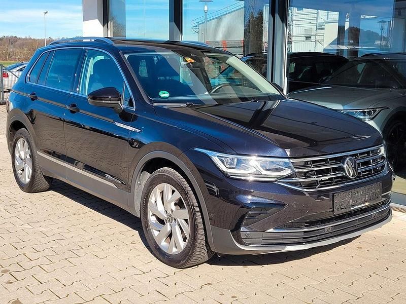 Gebraucht VW Tiguan Elegance 150 PS (110 kW) 2022 Schwarz SUV