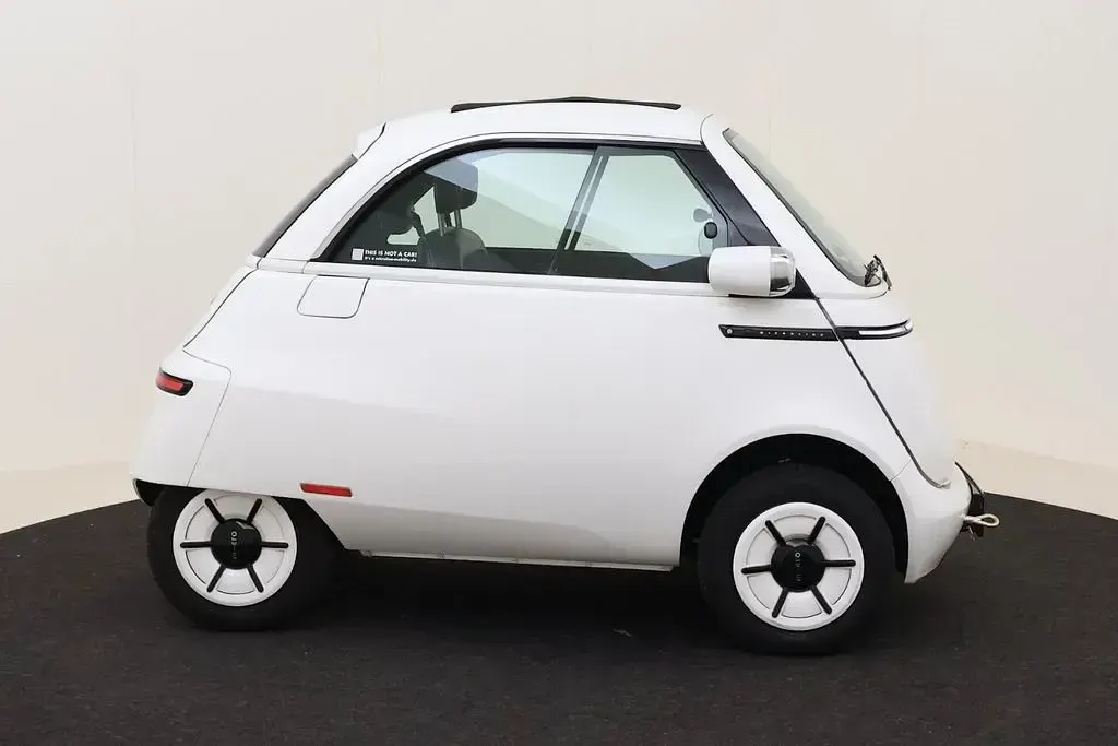 Gebraucht Micro Microlino 13 kW (18 PS) 2024 Weiß Kleinwagen