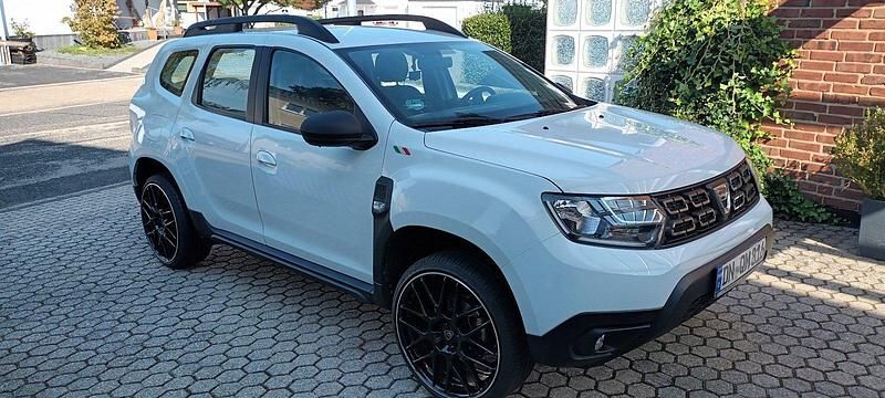 Gebraucht Dacia Duster Comfort 115 PS (84 kW) 2019 Weiß SUV