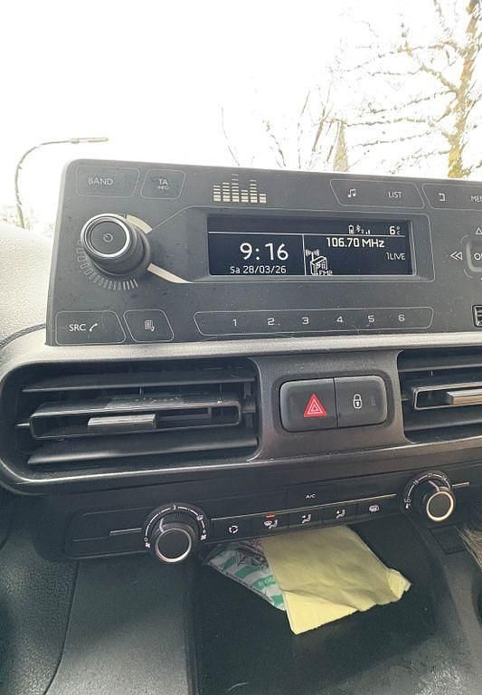 Gebraucht Opel Combo 110 PS (80 kW) 2021 Weiß Van / Kleinbus