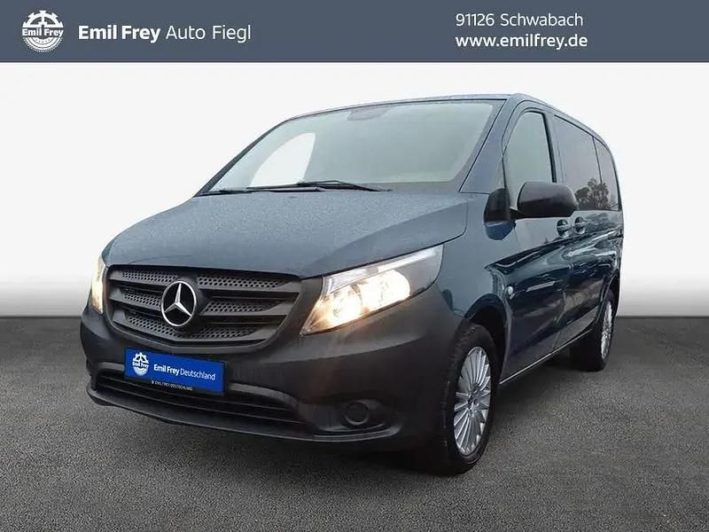 Blau Gebraucht 2019 Mercedes Vito Van / Kleinbus | 29.950 € (Fairer Preis) - Bild 1/4