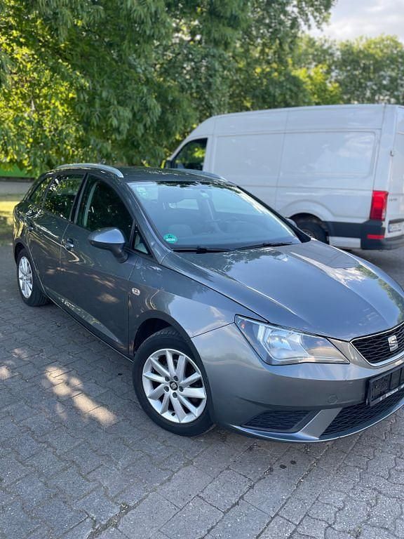Grau Gebraucht 2014 Seat Ibiza Style Limousine | 4.799 € (Guter Preis) - Bild 1/4