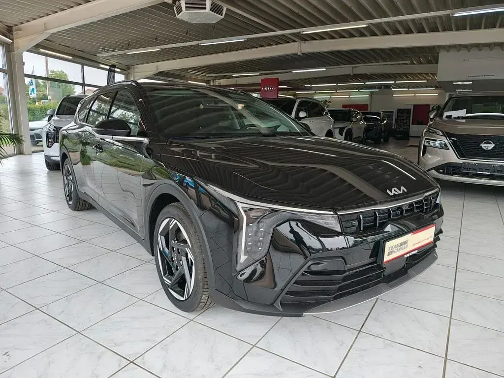 Neu Kia K4 Spirit 150 PS (110 kW) 2026 Schwarz Kombi