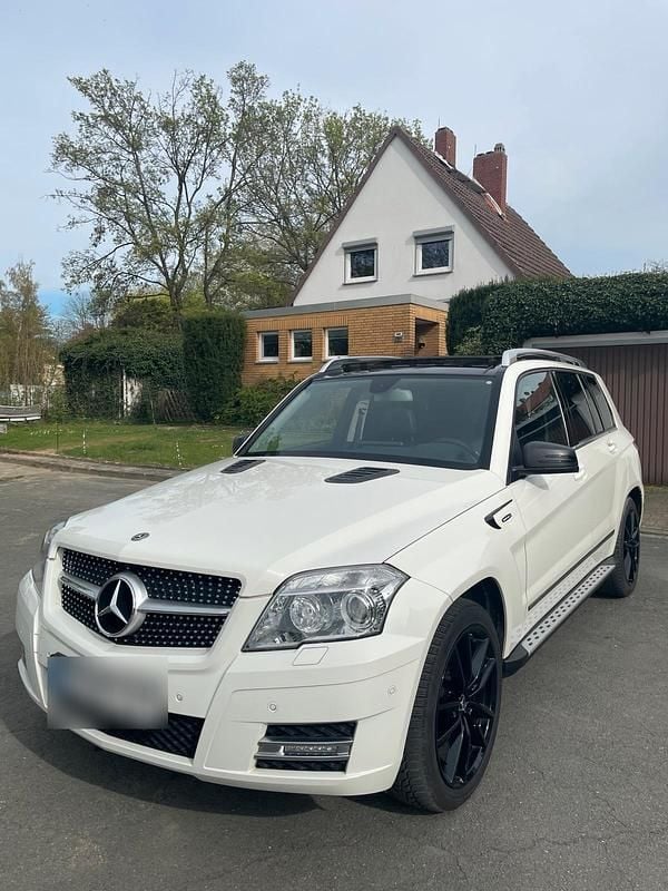 Weiß Gebraucht 2010 Mercedes GLK220 SUV | 10.499 € (Superpreis) - Bild 1/4