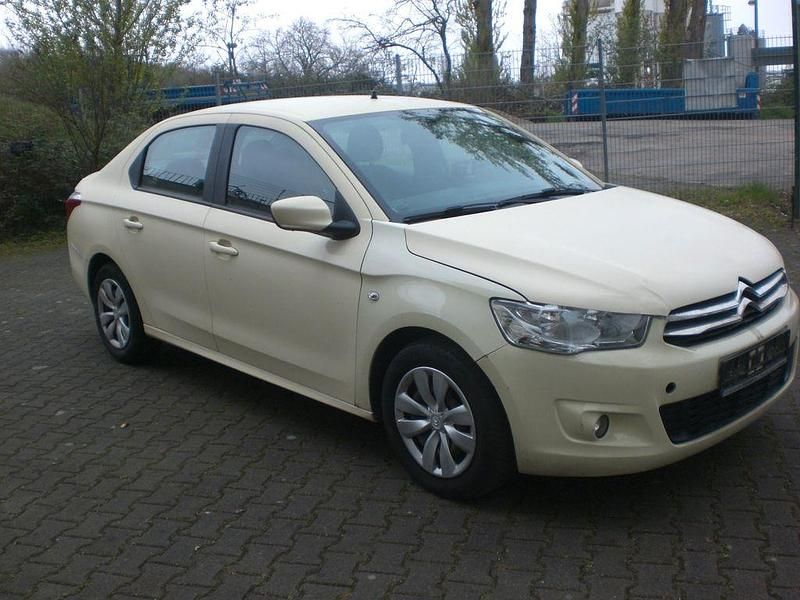 Gebraucht Citroën C-Elysee I SELECTION 99 PS (72 kW) 2017 Weiß Limousine