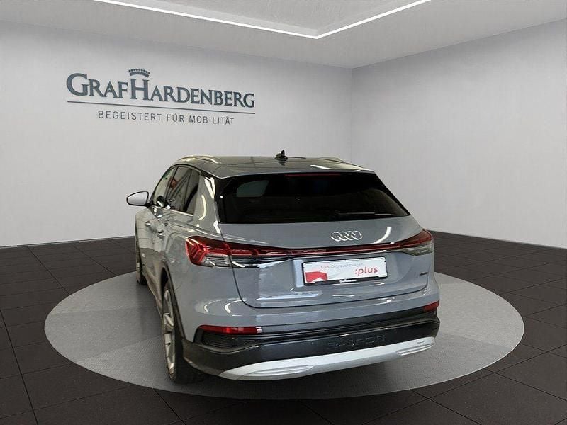 Gebraucht Audi Q4 e-tron Ambiente 194 kW (265 PS) 2022 Kieselgrau SUV