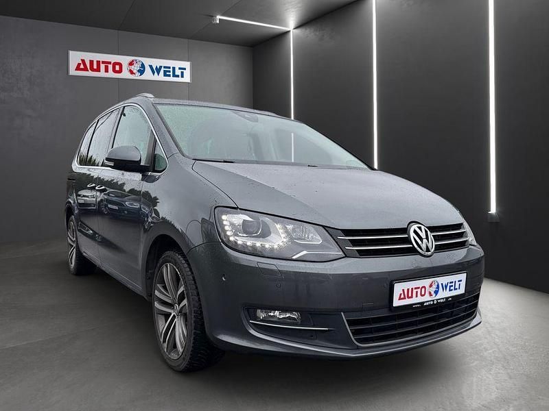 Gebraucht VW Sharan Highline 200 PS (147 kW) 2014 Grau Van / Kleinbus