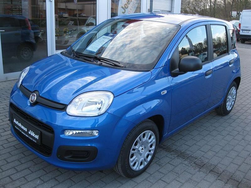 Neu Fiat Panda Icon 65 PS (47 kW) 2026 Blau Kleinwagen