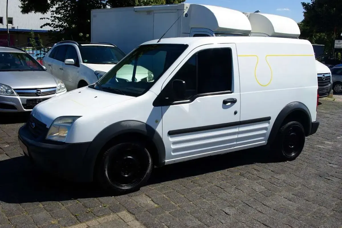 Gebraucht Ford Transit Connect 75 PS (55 kW) 2009 Frostweiß Van / Kleinbus