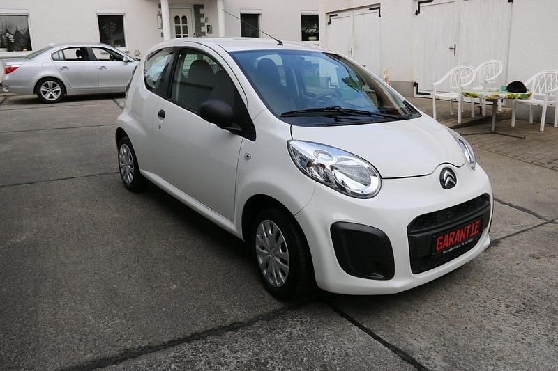 Gebraucht Citroën C1 69 PS (50 kW) 2014 Weiß Kleinwagen