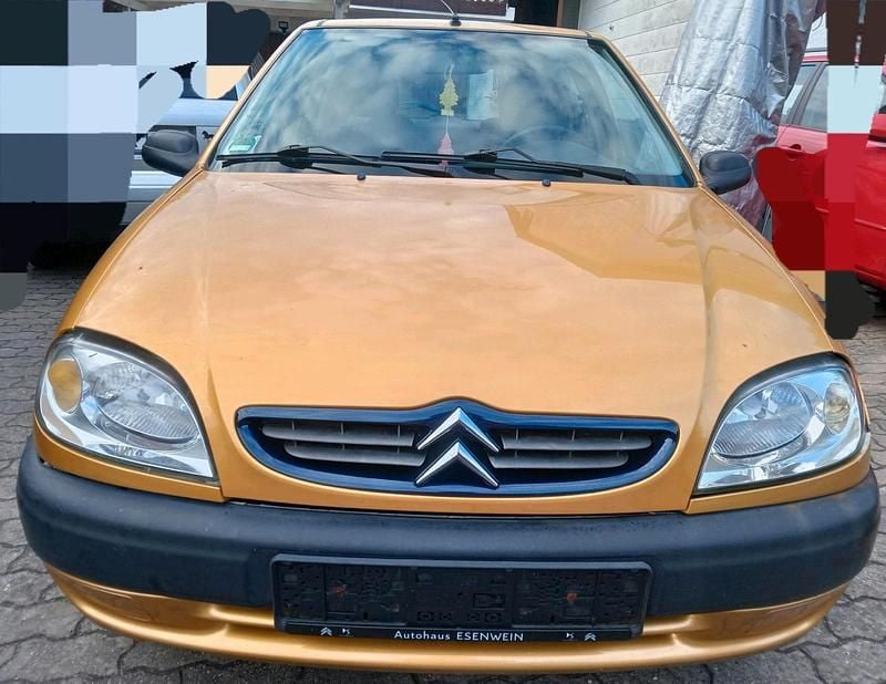 Gold Gebraucht 2001 Citroën Saxo Kleinwagen | 950 € (Fairer Preis) - Bild 1/4