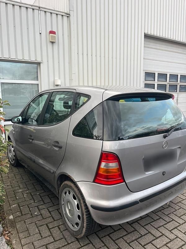 Gebraucht Mercedes A140 102 PS (75 kW) 2000 Grau Van / Kleinbus