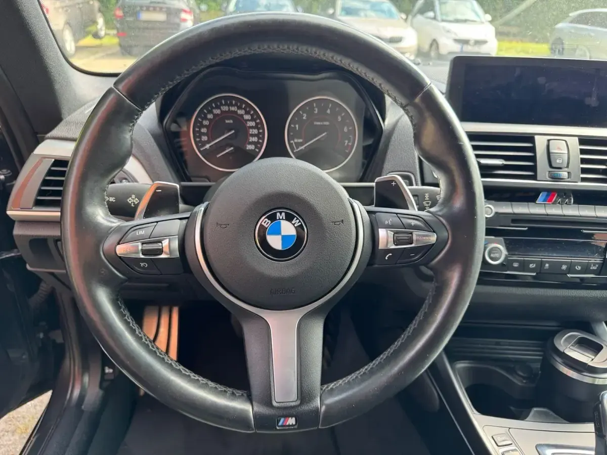 Gebraucht BMW 120 M Sport 177 PS (130 kW) 2015 Grau Kleinwagen