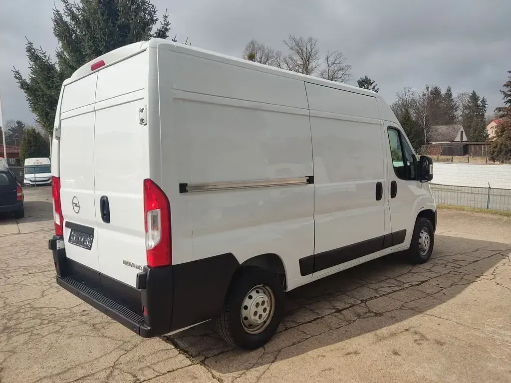 Gebraucht Opel Movano Selection 140 PS (102 kW) 2023 Weiß Van