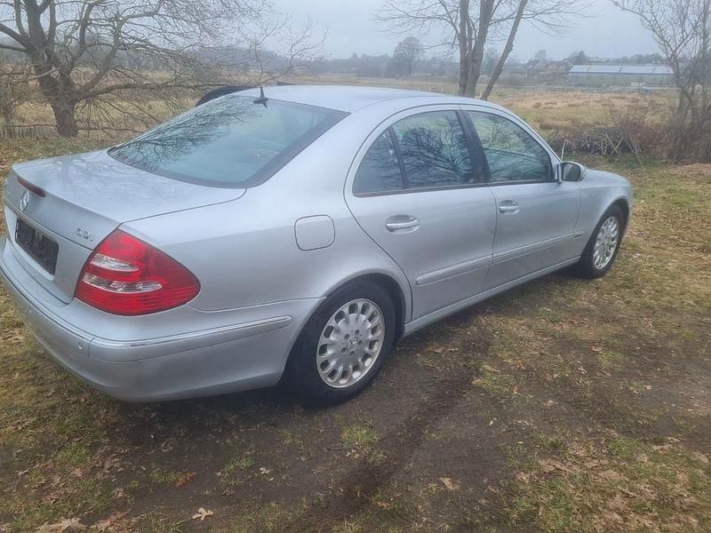 Gebraucht Mercedes E280 Elegance 190 PS (139 kW) 2005 Silber Limousine