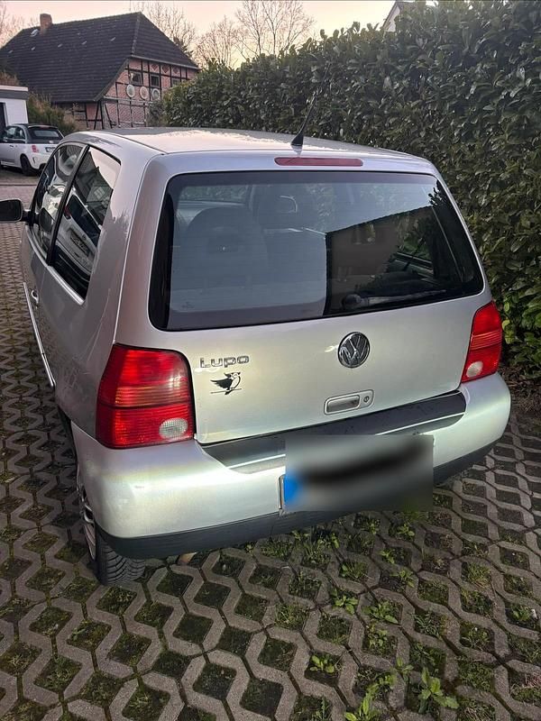 Gebraucht VW Lupo 50 PS (36 kW) 2004 Silber Kleinwagen