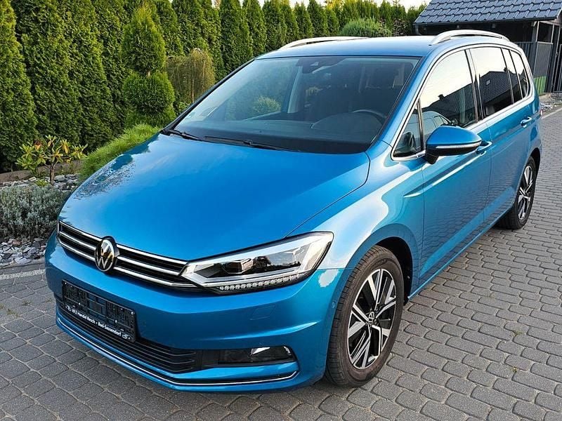Carribean blue Gebraucht 2021 VW Touran Highline Van / Kleinbus | 26.960 € (Guter Preis) - Bild 1/4