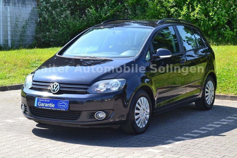 Schwarz Gebraucht 2010 VW Golf Plus Cross Comfortline Van / Kleinbus | 6.690 € (Fairer Preis) - Bild 1/4
