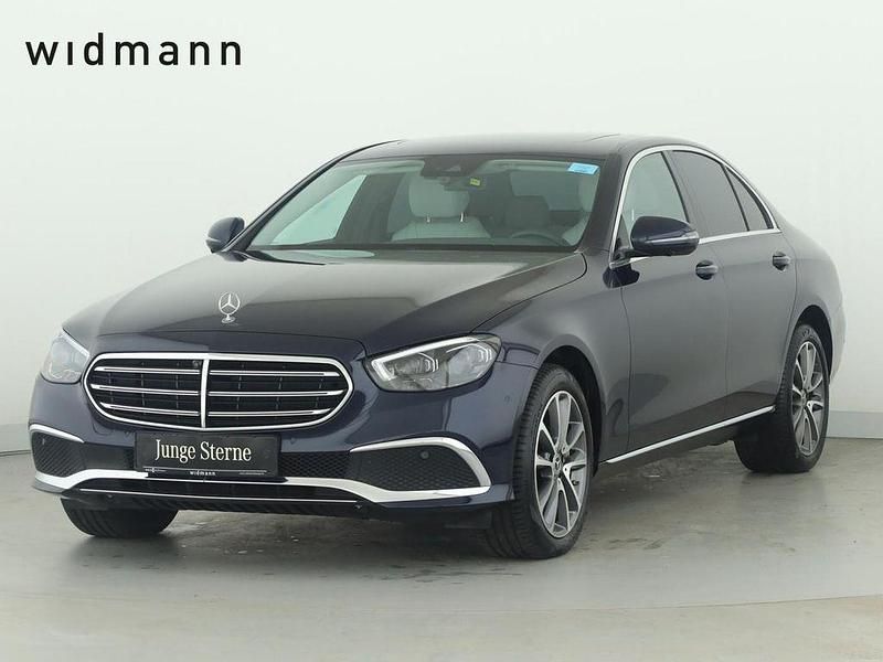 Cavansitblau metallic Gebraucht 2021 Mercedes E450 Limousine | 47.850 € (Superpreis) - Bild 1/4