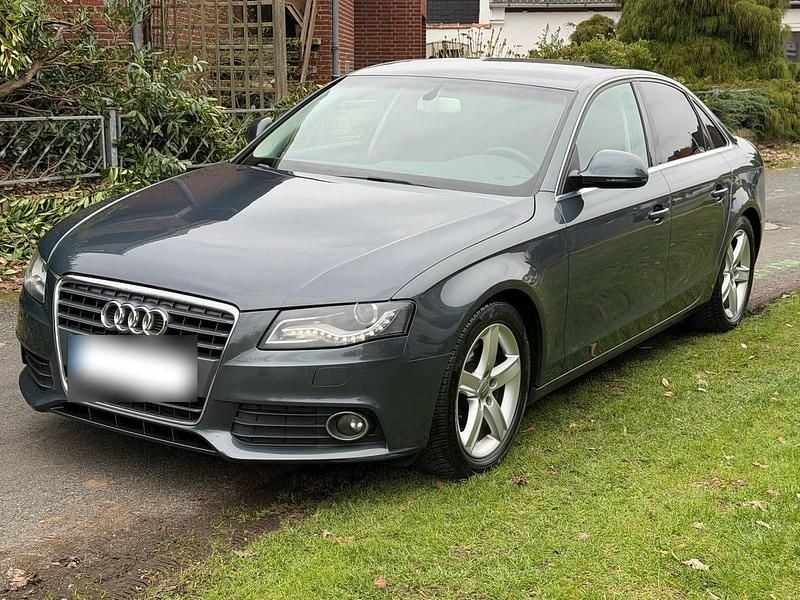 Second-hand Audi A4 160 CP (117 kW) 2008 Albastru Berlinǎ