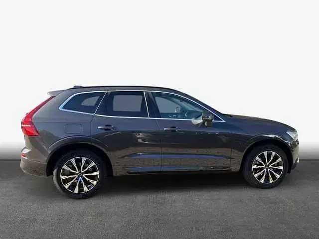 Gebraucht Volvo XC60 Core 250 PS (183 kW) 2024 Grau SUV