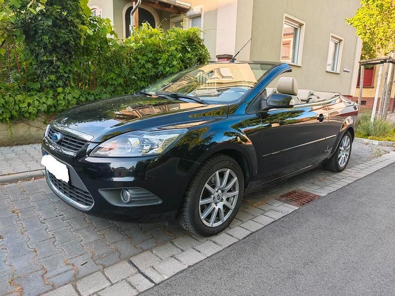 Schwarz Gebraucht 2009 Ford Focus Cabriolet Titanium Cabrio | 4.990 € (Etwas zu teuer) - Bild 1/4