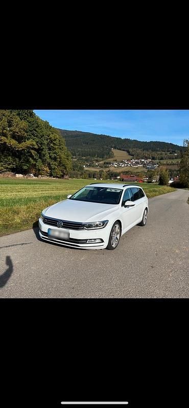 Gebraucht VW Passat 150 PS (110 kW) 2016 Weiß Kombi