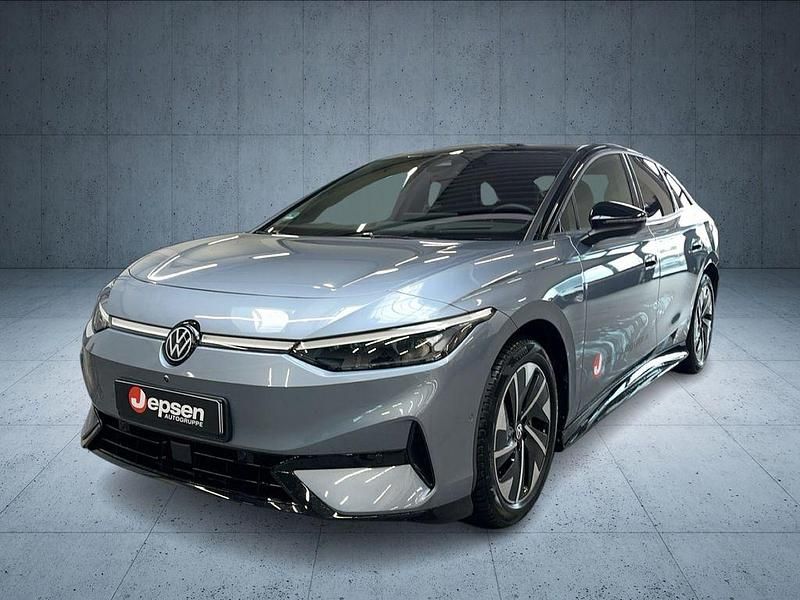 Gebraucht VW ID.7 Pro 210 kW (286 PS) 2025 Blau Limousine