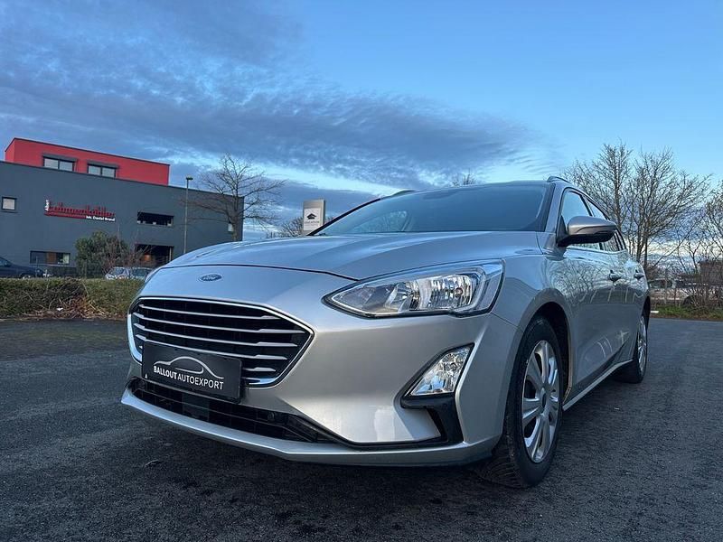 Gebraucht Ford Focus 95 PS (69 kW) 2019 Schwarz Limousine