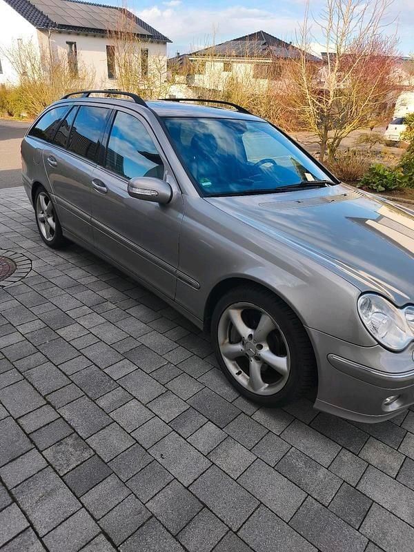Gebraucht Mercedes C230 204 PS (150 kW) 2005 Kombi