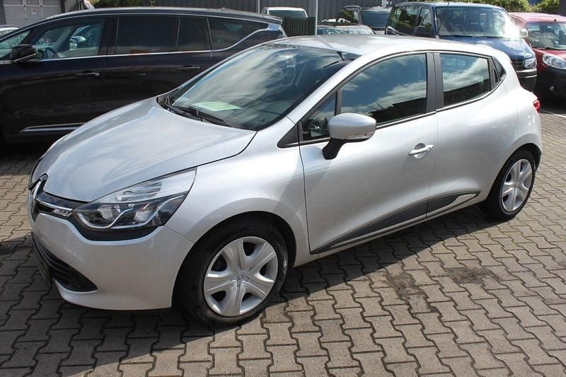 Grau Gebraucht 2015 Renault Clio IV Dynamique Kleinwagen | 7.400 € (Guter Preis) - Bild 1/4