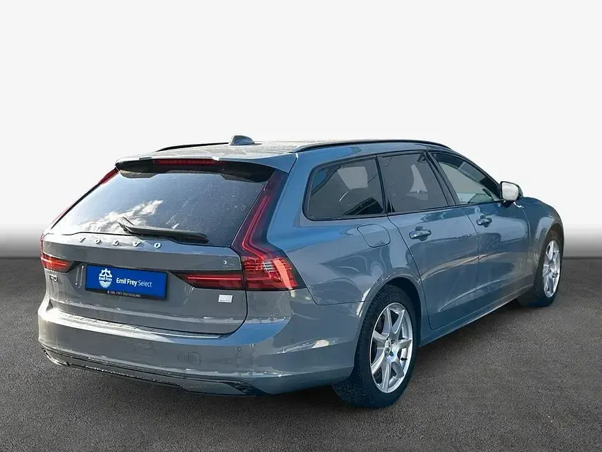 Second-hand Volvo V90 Ultimate 335 CP (246 kW) 2023 Gri Break