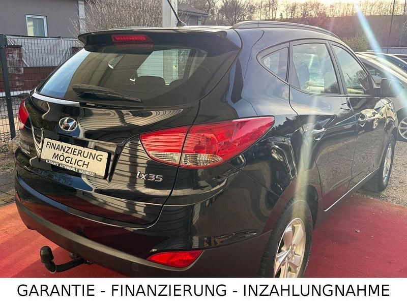 Second-hand Hyundai ix35 135 CP (99 kW) 2013 Negru SUV