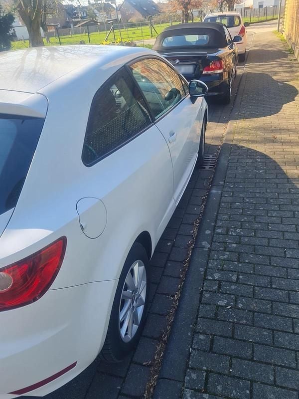 Gebraucht Seat Ibiza 85 PS (62 kW) 2012 Weiß Kleinwagen