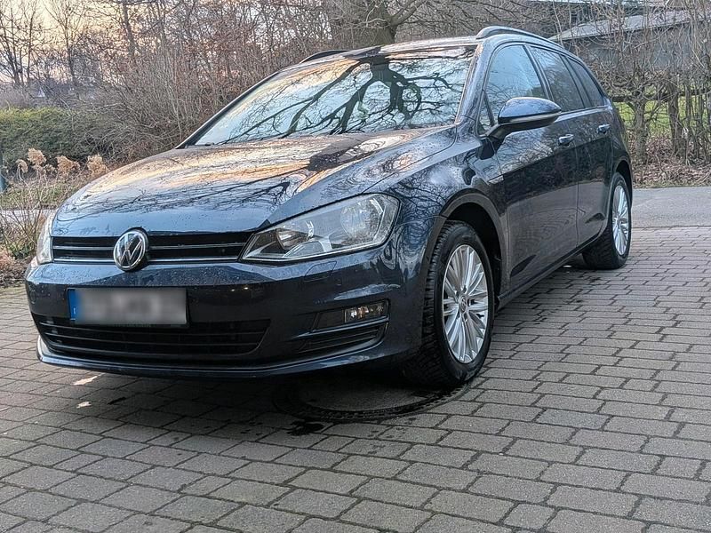 Gebraucht VW Golf VII Cup 105 PS (77 kW) 2015 Blau Kombi