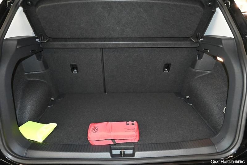 Gebraucht VW T-Cross Style 116 PS (85 kW) 2024 Schwarz SUV