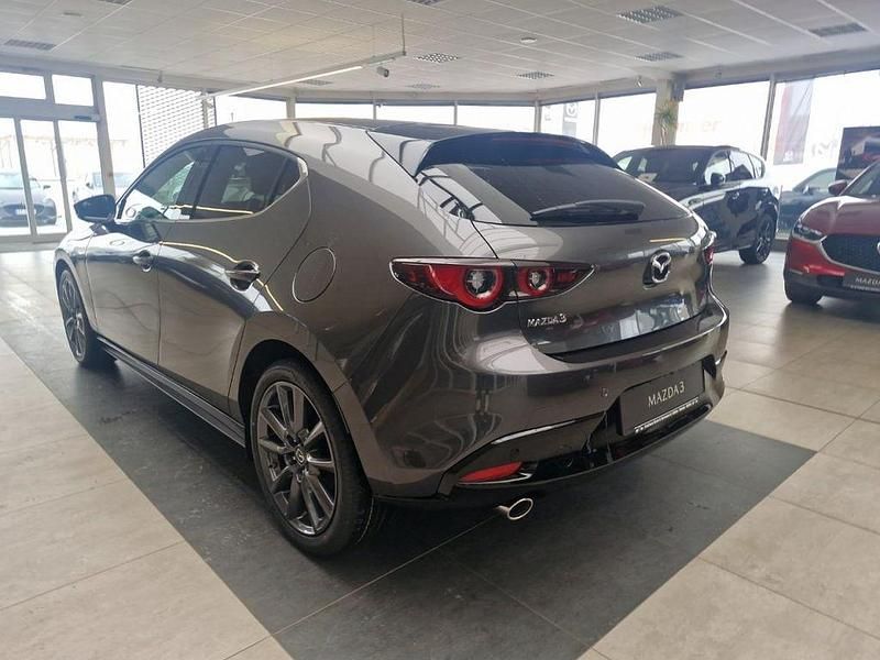 Neu Mazda 3 Exclusive 140 PS (102 kW) 2026 Grau Limousine