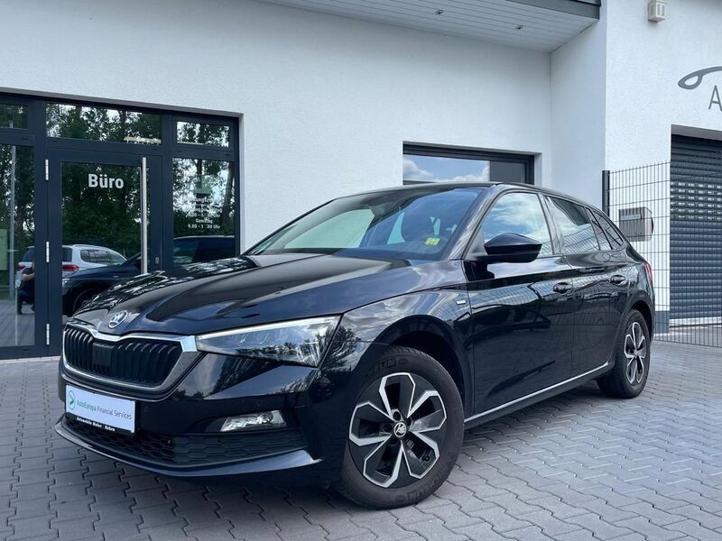 Schwarzmagic perleffekt Gebraucht 2020 Skoda Scala Business Line Kleinwagen | 15.750 € (Fairer Preis) - Bild 1/4