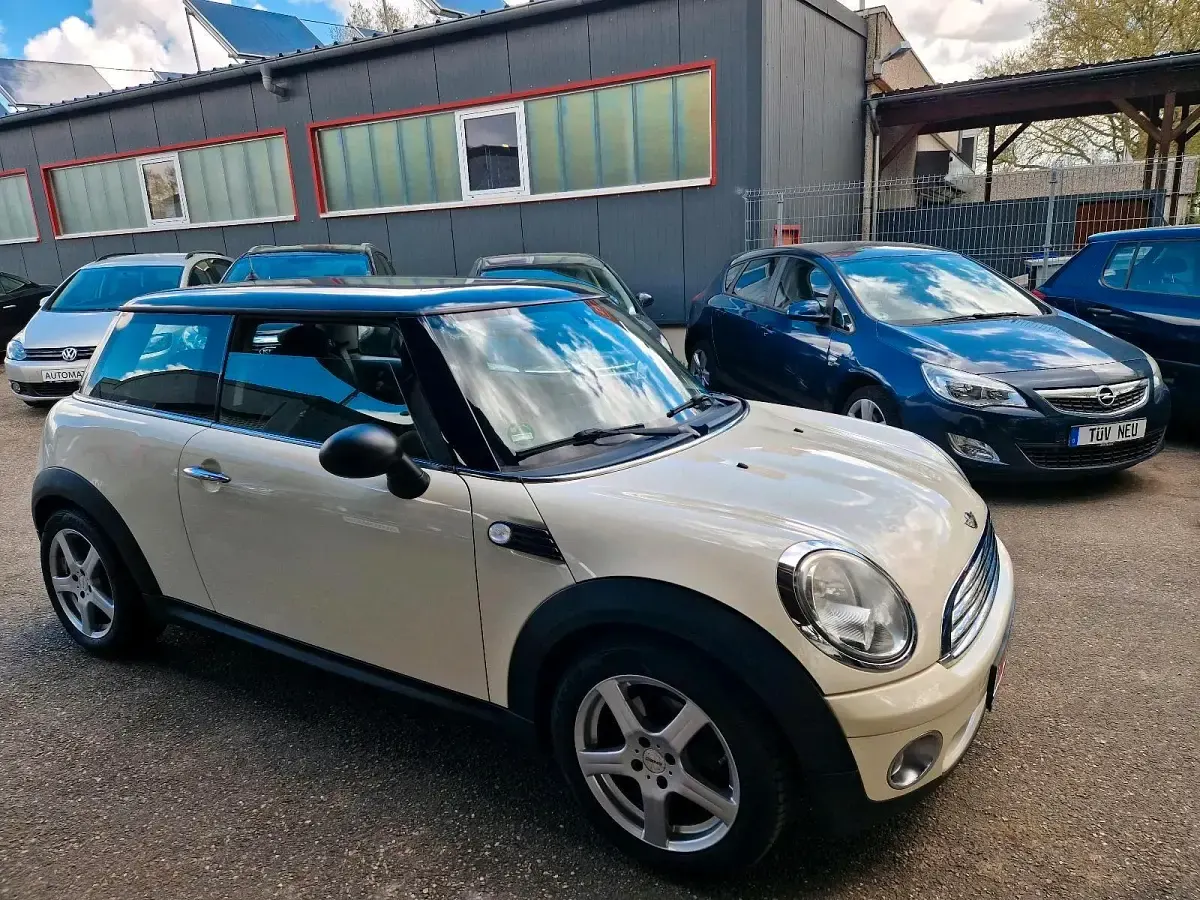 Gebraucht Mini ONE 95 PS (69 kW) 2009 Weiß Kleinwagen