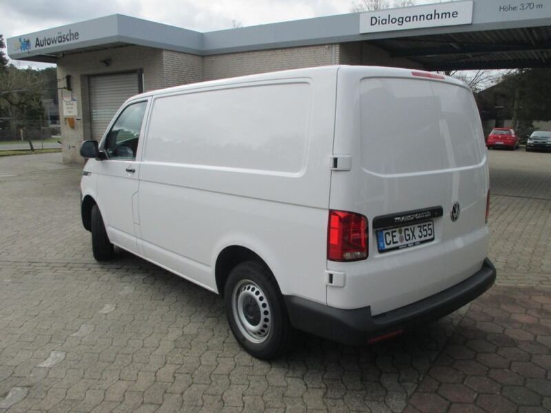 Gebraucht VW T6.1 150 PS (110 kW) 2020 Candyweiss Van