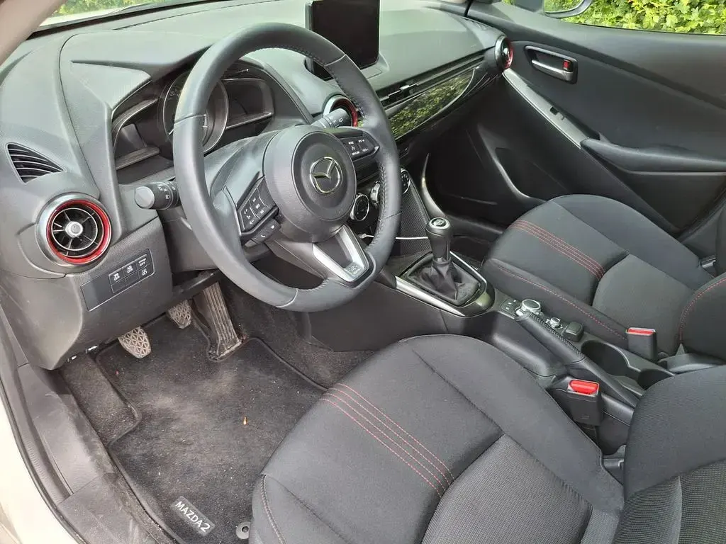 Usata Mazda 2 Center-Line 90 CV (66 kW) 2024 Bianco Utilitaria